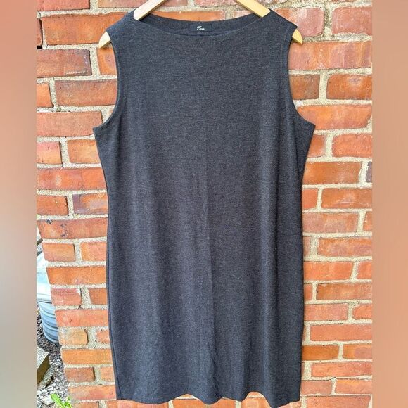 Emwe Heather Gray Shift Dress - Picture 1 of 4